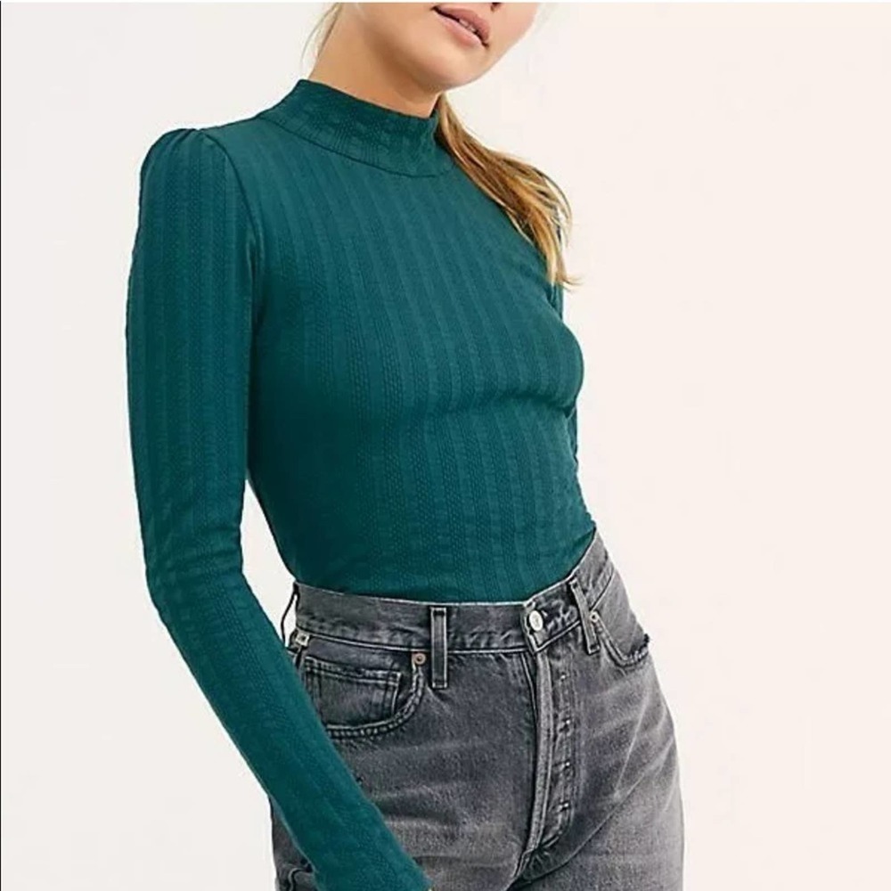 Free People Top Slim Dream Green Mock Neck Top L - Picture 2 of 7